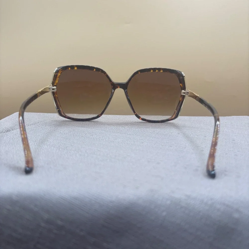 Unbranded Oversized Square Sunglasses Women OS Tortoise Excellent Retro